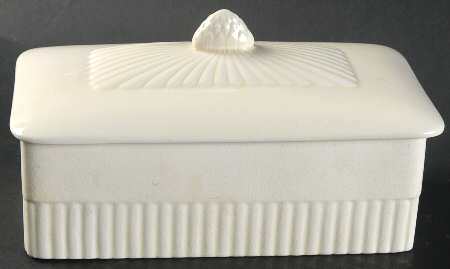 Edme Cigarette Box & Lid
