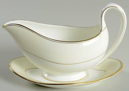 Essex Gravy Boat & Underplate