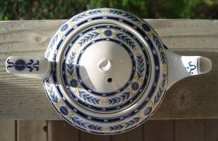 The Etruria (Blue Laurel) Teapot No Lid