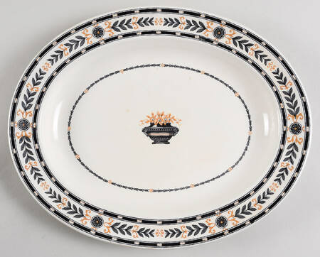 The Etruria (Black Laurel) 12" Oval Serving Platter