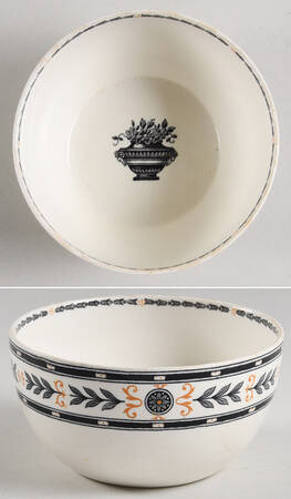 The Etruria (Black Laurel) Cranberry Bowl