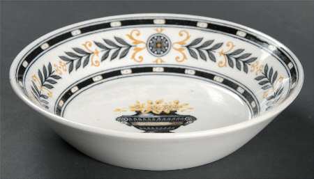 The Etruria (Black Laurel) Fruit/Dessert (Sauce) Bowl