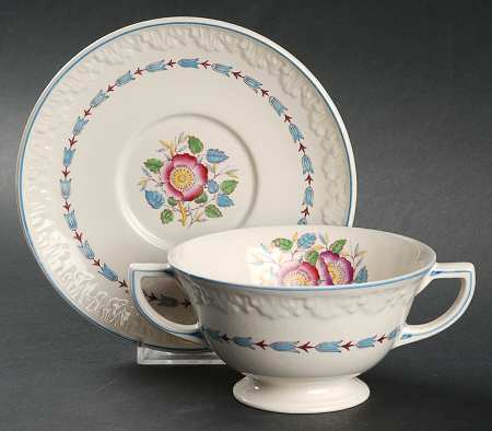 Evenlode Footed Cream Soup Bowl & Saucer Set