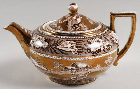 Fallow Deer Brown (Gold Trim) Teapot & Lid