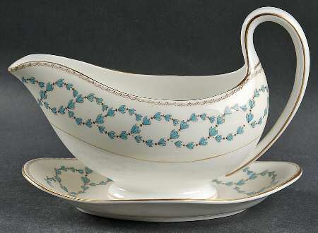 Fairford Gravy Boat with Attached Underplate