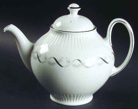 Fairmont Teapot & Lid