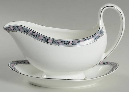 Fairmont Gravy Boat & Underplate