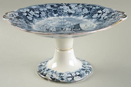 Ferrara Blue (Gold Trim) 9" Diameter Pedestal Cake Stand