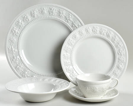 Festivity 40 Piece Estate Set