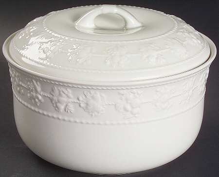 Festivity 1.5 Qt Round Covered Casserole
