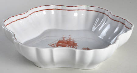 Flying Cloud Rust Large Round Fluted Bowl