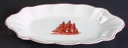 Flying Cloud Rust Pickle Dish
