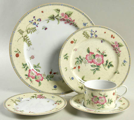 Fleur 5 Piece Place Setting
