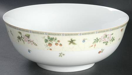 Fleur 9" Salad Serving Bowl