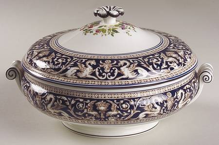 Florentine Dark Blue Rim (Floral Center) Round Covered Vegetable