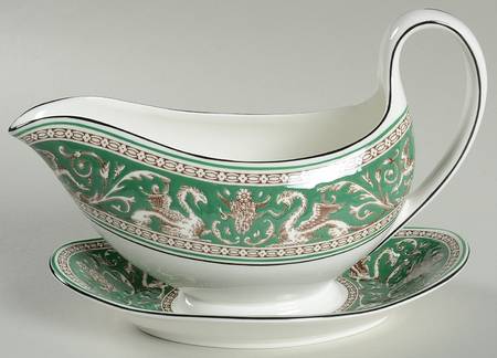 Florentine Green (Emerald, Fruit Center) Gravy Boat with Attached Underplate