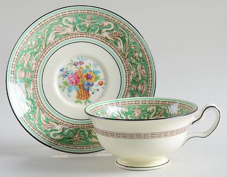 Florentine Green (Flower Basket Center) Footed Cup & Saucer Set