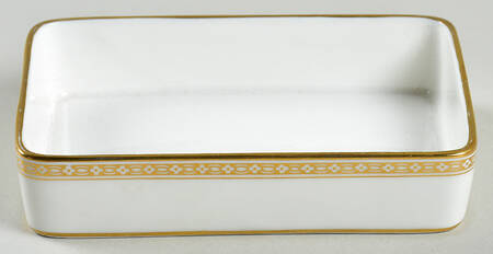Florentine Gold (Gold Dragons, White) Cigarette Box No Lid