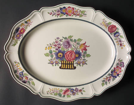 Floral (Scallop) 15" Oval Serving Platter