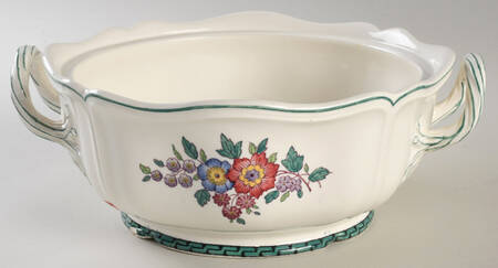 Floral (Scallop) Round Vegetable No Lid