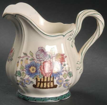 Floral (Scallop) Creamer