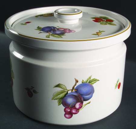 Fruit Sprays Sterling (Coupe Shape) 3 Quart Round Covered Casserole