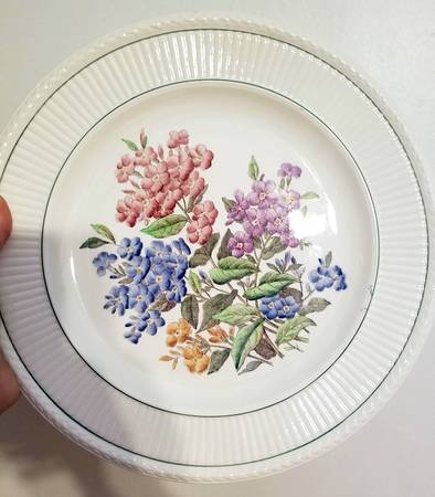 Garden Club Dinner Plate