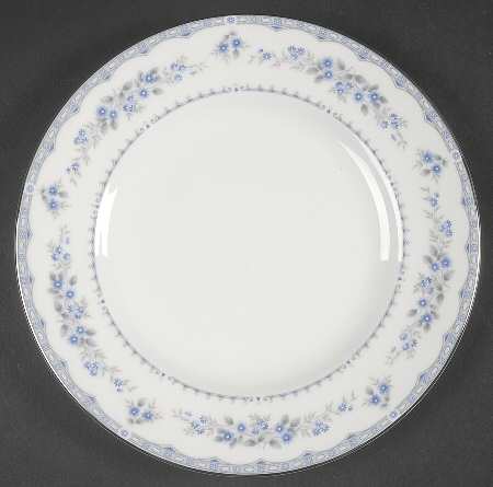 Gardenia Salad Plate