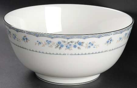 Gardenia 9" Salad Serving Bowl