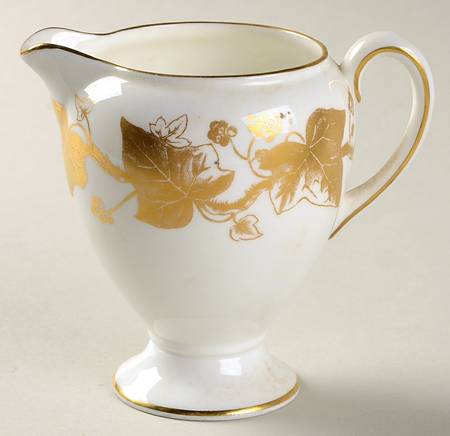 Golden Ivy Globe Shape Creamer