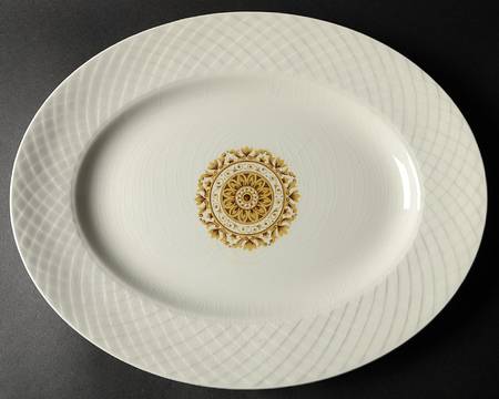 Gold Medallion 14" Oval Serving Platter