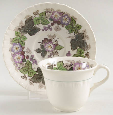Gratewood Flat Demitasse Cup & Saucer Set
