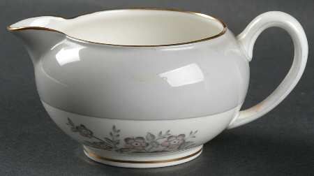 Grey Friar Pink 146 Shape Creamer