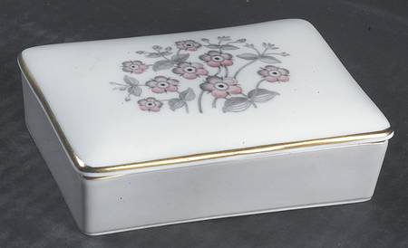 Grey Friar Pink Cigarette Box & Lid