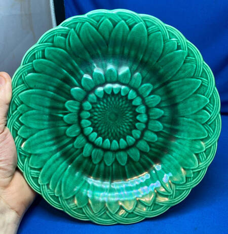 Green Glaze Round Compote (Height X Width)