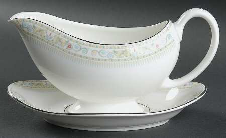 Griffons Gravy Boat & Underplate