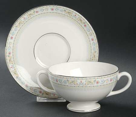 Griffons Footed Cream Soup Bowl & Saucer Set