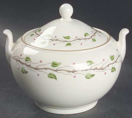 Green Leaf Sugar Bowl & Lid