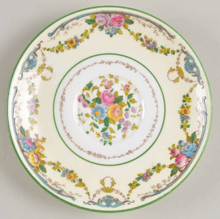 Grosvenor (W697, Cream Rim) Saucer