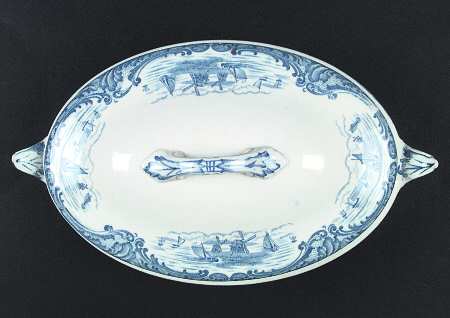 Hague Oval Covered Vegetable