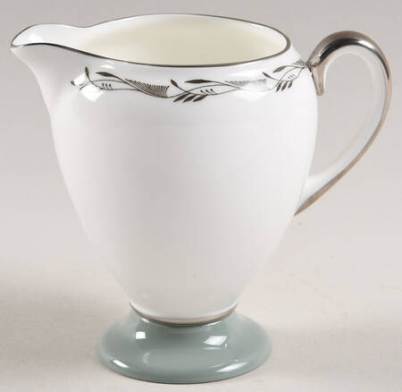 Halford Globe Shape Creamer