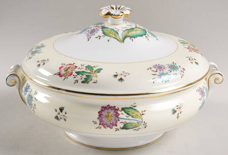 Harewood Round Covered Vegetable