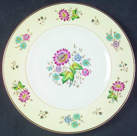 Harewood Luncheon Plate