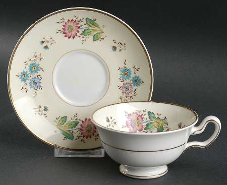 Harewood Footed Cup & Saucer Set