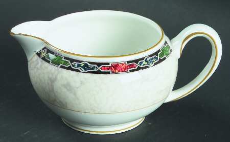Harlequin 146 Shape Creamer