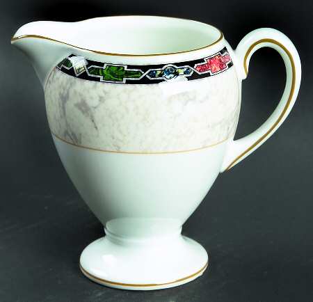 Harlequin Globe Shape Creamer