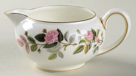 Hathaway Rose 146 Shape Creamer