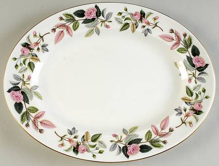 Hathaway Rose 14" Oval Serving Platter