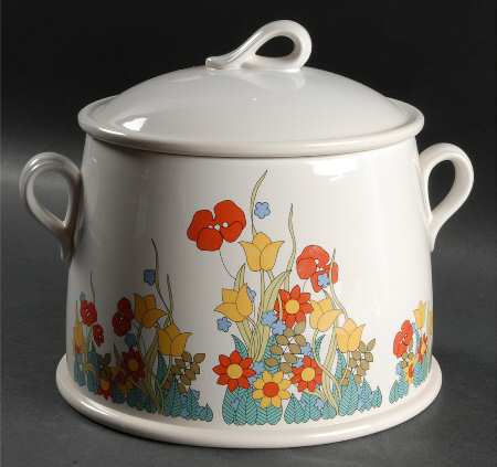 Hedgerow 3 Quart Round Covered Casserole