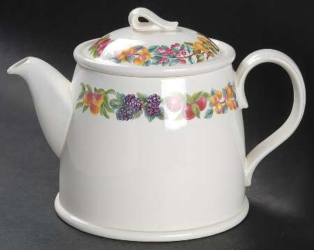 Hereford (Oven To Table) Teapot & Lid